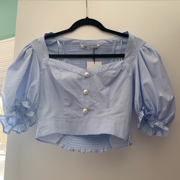 Zara Tops - Zara puff sleeve top